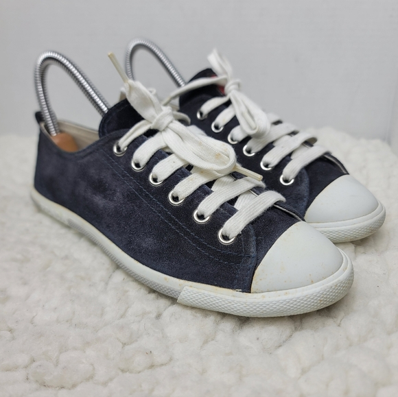 Prada Milano Women’s EU 36.5 Navy Suede Low Top Sneakers White Rubber Toe Italy